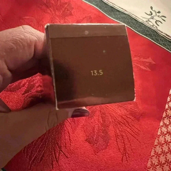 HOURGLASS AMBIENT 1 FL OZ SOFT GLOW FOUNDATION 13.5 - Picture 3 of 7